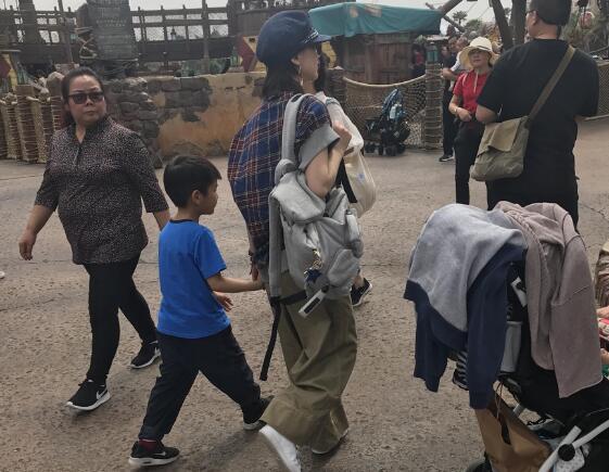 母爱爆棚!偶遇黄圣依安迪 《妈妈是超人》母子俩的关系更进一步了