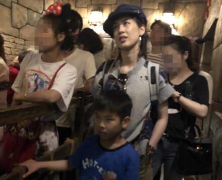 母爱爆棚!偶遇黄圣依安迪 《妈妈是超人》母子俩的关系更进一步了