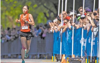 郑芝玲夺冠 22岁郑芝玲摘得温哥华马拉松赛女子全程冠军