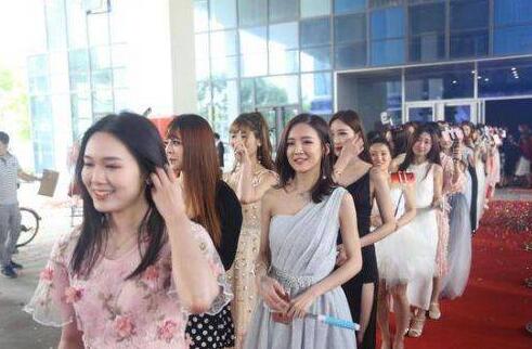 你爱的小姐姐都在那里 全国最大网红孵化基地落户武汉