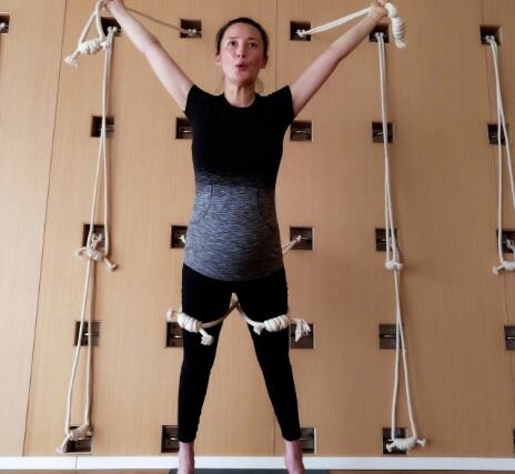 美哭了!蒋勤勤怀二胎健身