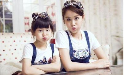 叶一茜晒练琴照  小姐姐森蝶不甘做一枚听众开始尬琴