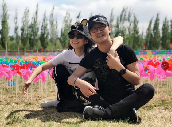 章子怡结婚三周年 