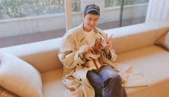 颜值回归！李敏镐晒照曝光千万豪宅 出道12周年如今低调