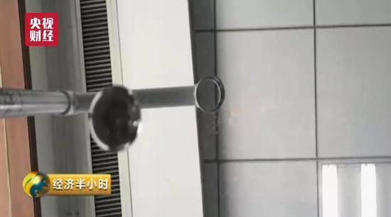 厉害了我的国!中国造出超薄玻璃 厚度堪比A4纸!生产过程全曝光