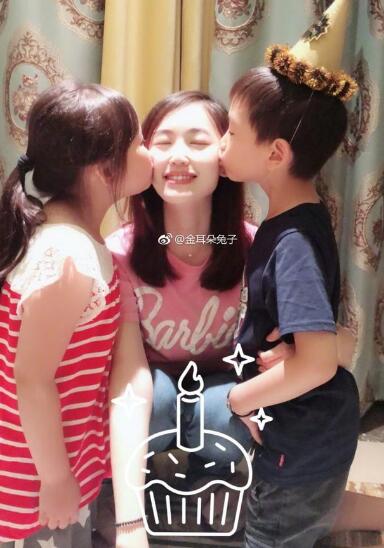 马蓉晒照为儿子庆生 为啥这样发文暗示 想要争取儿子抚养权？