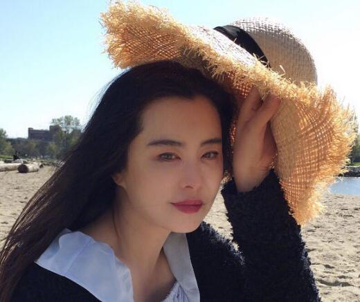 美哭了!王祖贤近照 50岁