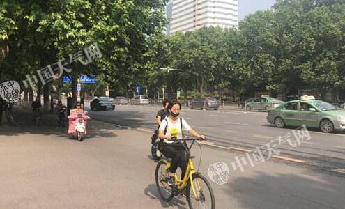 北方高温开启 南方闷热福建局地冲击40℃ 