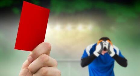 丢了亚洲裁判的脸面!世界杯裁判索贿 米尔达西目前已被警方逮捕