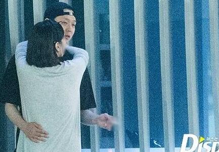 原因离奇！朴有天黄荷娜和平分手 原定于去年9月结婚婚礼履传改期