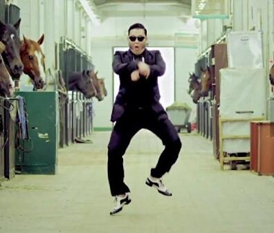 自立门户?鸟叔离开YG娱乐 2012年靠《江南Style》走红全世界