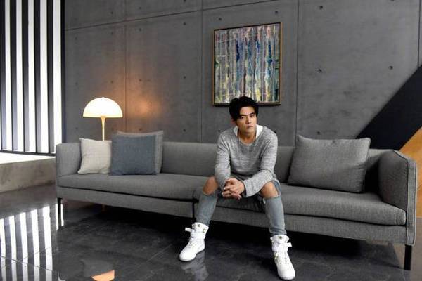 他胸肌给你靠!周杰伦土味歌词遭吐槽 网友齐呼叫方文山“回来作词”!