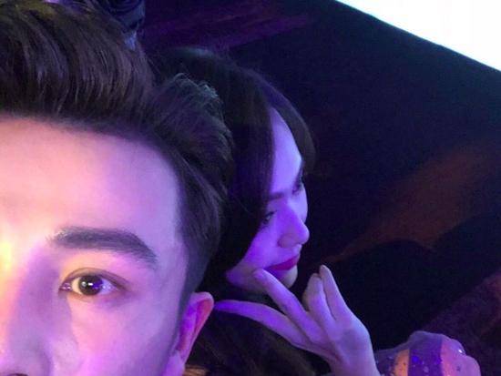 贵死你!孙坚唐嫣聊天记录意外暴露同学情谊 网友喊话罗晋来结账