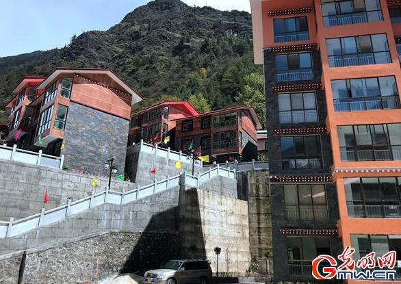 【新时代•幸福美丽新边疆】“民生阳光”普照雪域高原 更多弱势群体过上幸福生活