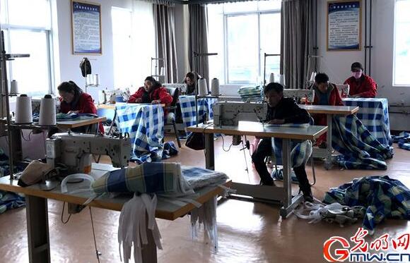 【新时代•幸福美丽新边疆】“民生阳光”普照雪域高原 更多弱势群体过上幸福生活