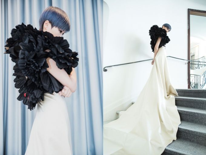 炒作or真性情?暮光女光脚走红毯 影迷为偶像打call果然是我的小K