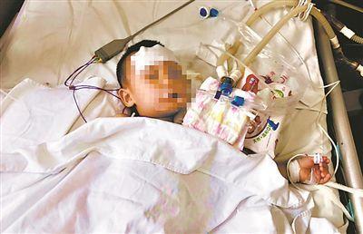 男童误喝蚊香液全身抽搐皮肤苍灰 10多名医护人员参与抢救