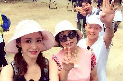 柳岩父亲去世 最遗憾的是没看到女儿嫁人!