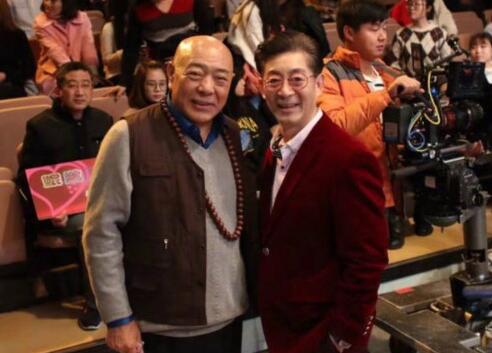 催泪回忆杀！六小龄童晒合照 