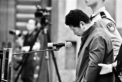 法院强执“老赖” 到位资金超2.8万亿