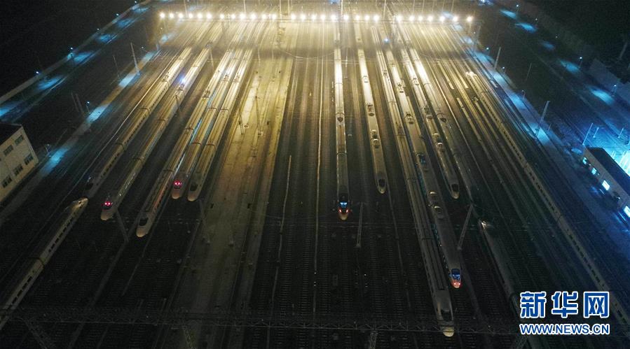 改革开放四十年春运八大变迁