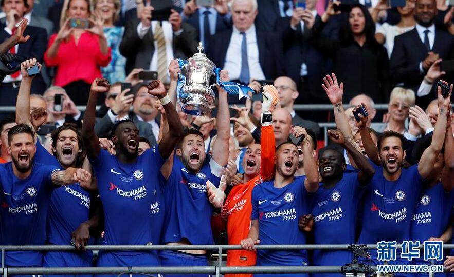 阿扎尔罚进点球 切尔西胜曼联足总杯夺冠 穆里尼奥非常不服