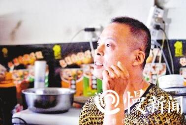 40米，17秒 男子用最帅冲刺徒手接住坠楼女孩