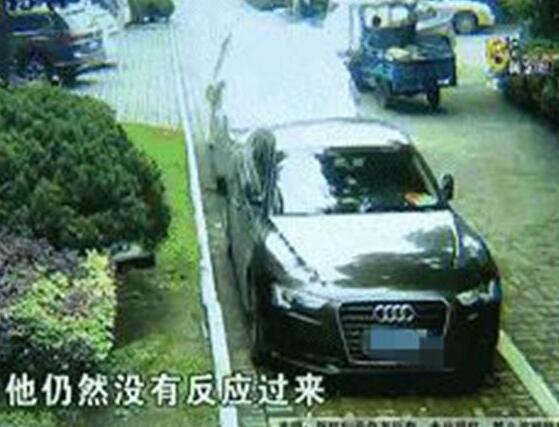 你富你活该?三轮撞宝马拒赔 三轮车驾驶员只有15岁令车主无奈