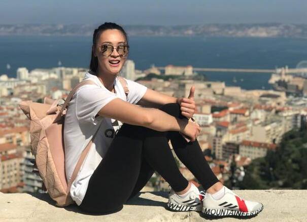 脖子以下全是腿!惠若琪晒旅游照美翻了 