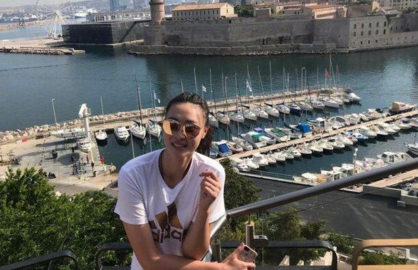 世界那么大！惠若琪晒旅游照 一路走走停停与母亲同行