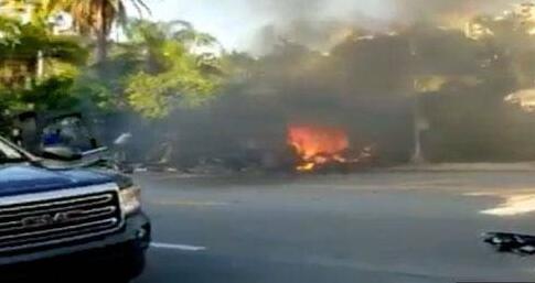 偏离峡谷跌落?特斯拉再出事故车毁人亡 在池塘底浸泡了超24小时才被找到