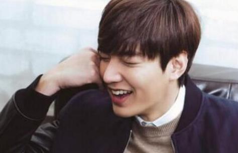 高级黑?动全脸整容成李敏镐 小哥哥神级cos蜜汁自信自称回头率爆表