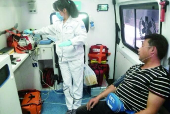 “饿了么”外卖小哥奋勇救火 平台褒奖见义勇为行为报销医疗费