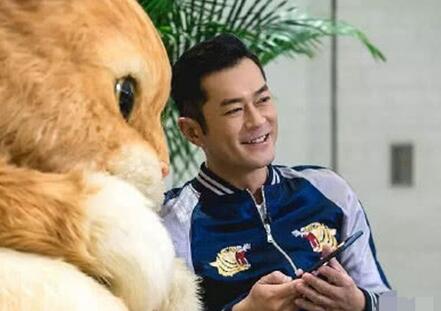 特意晒得?古天乐回应变白因太忙 