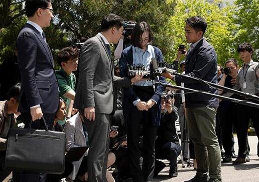 丑闻不断!赵显娥涉非法用工 