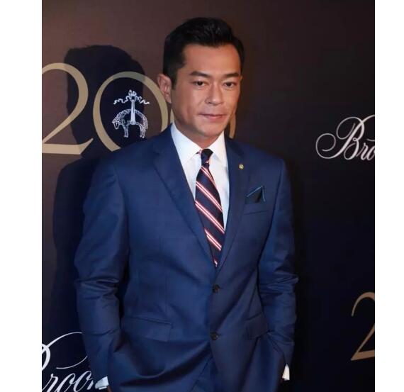 笑翻了!古天乐回应变白没空晒太阳 小声嘀咕:你们这些人关注点有问题