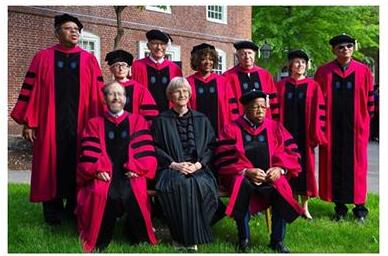 “大导演”王家卫获哈佛荣誉博士学位 88年执导第一步影片《旺角卡门》