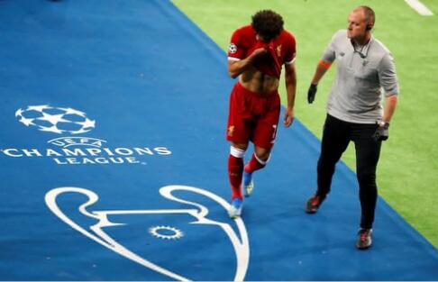 缺席世界杯?萨拉赫伤退后回应:我是一名斗士 有信心去世界杯