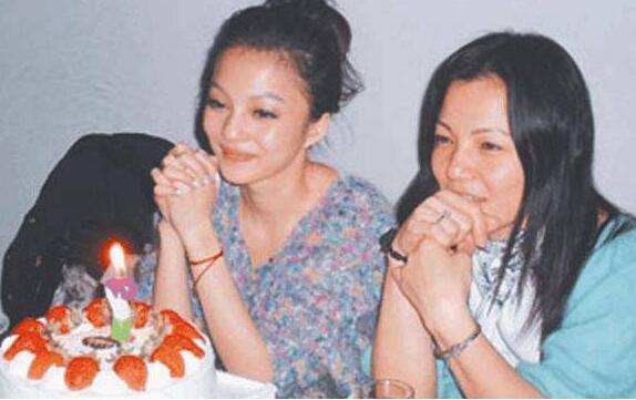 张韶涵遭父亲控诉 何必往事重提掀起不愉快的回忆？