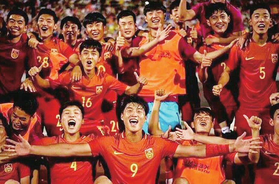 连胜强敌完美捧杯！U19国青不做羽化失败的丑小鸭 