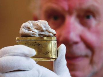 世界最大淡水珍珠即将在荷兰拍卖