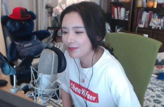 冯提莫回应风波话题 直言从未摆弄是非做为公众人物谨言慎行