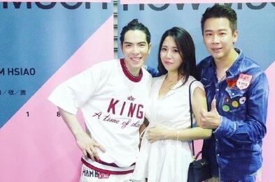 小18岁嫩妻肤白貌美!陶喆方否认妻子怀孕 Penny穿高腰裙手抚肚