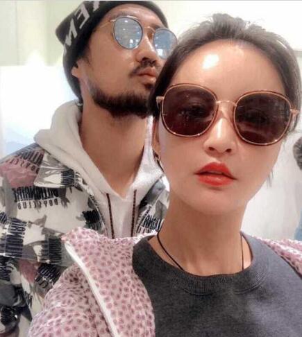 差点被打！袁弘为张歆艺庆生  袁弘：你最近壮 我打不过你