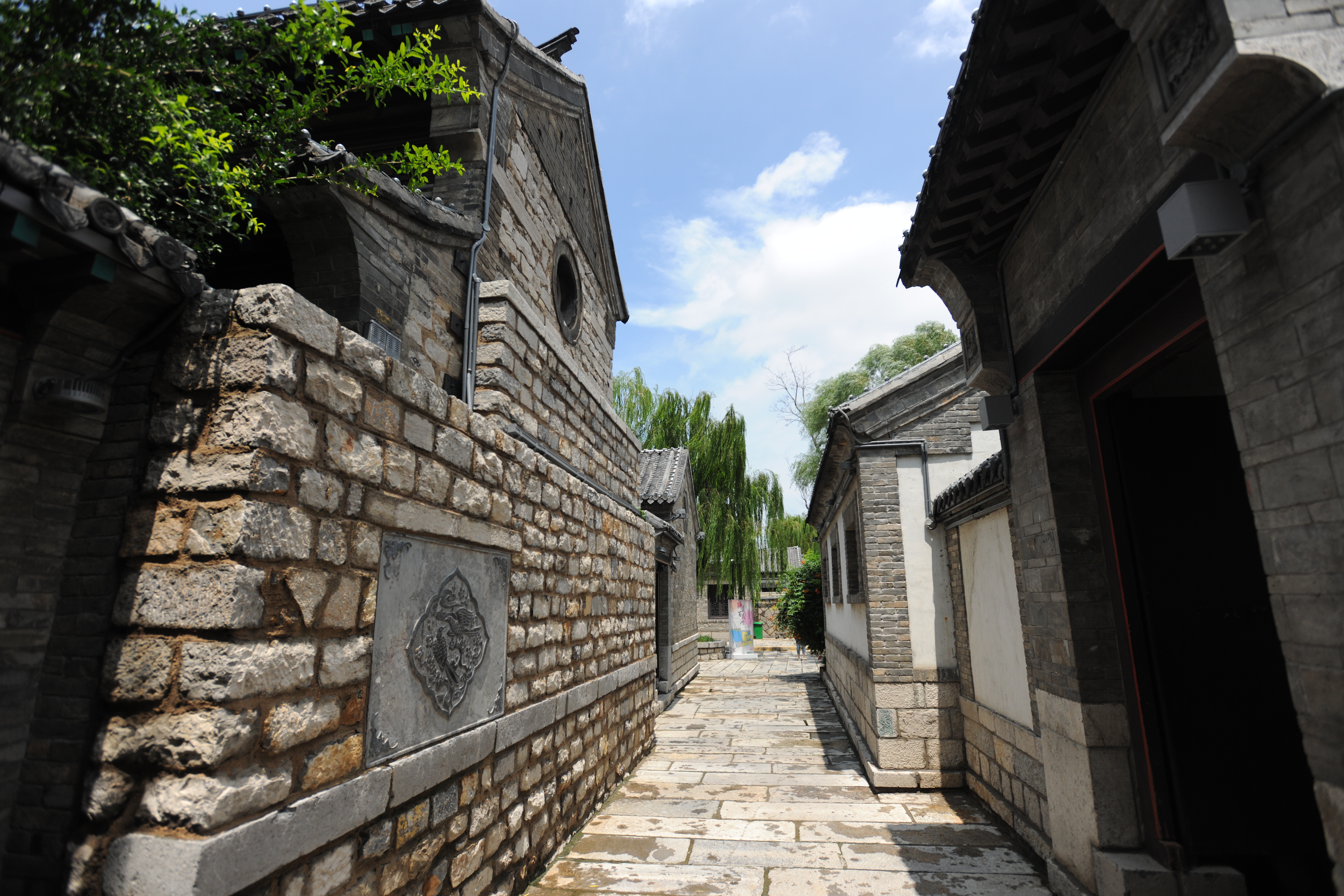 提升标准 下足功夫 惠民利民  “绣”出首善“颜值”为幸福加温