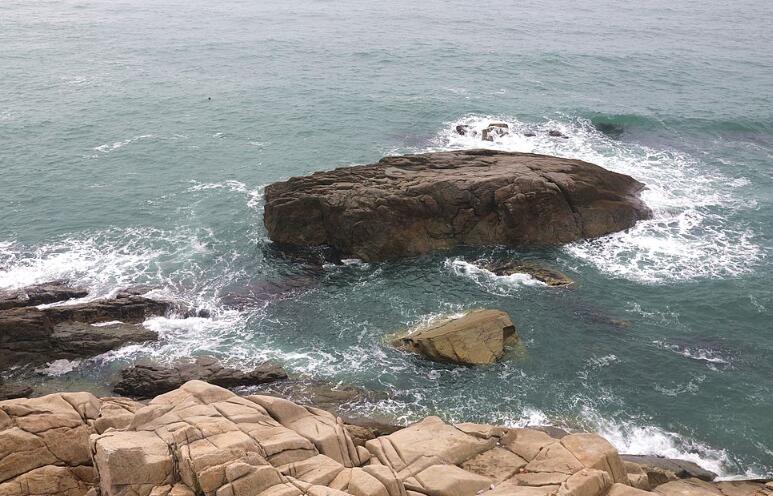 高清:生态小麦岛华丽变身 步栈道环绕全岛360度看海