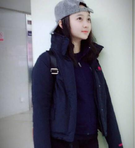 质的飞跃！林妙可瘦了 大学期间积极塑造自我华丽蜕变