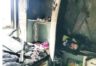 机智!高层失火母女自救 