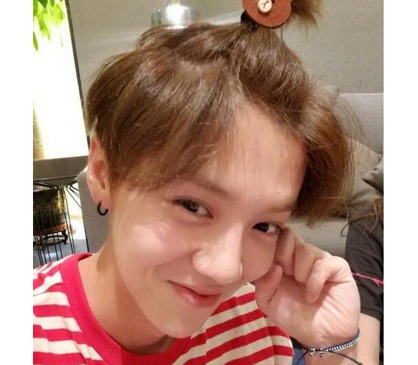 男友力MAX!鹿晗谈公开恋情示爱关晓彤 