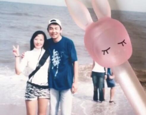 头围没变过?雷佳音16岁旧照 